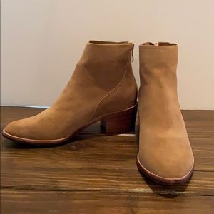 Antonio Melani Mabaleen Suede Block Heel